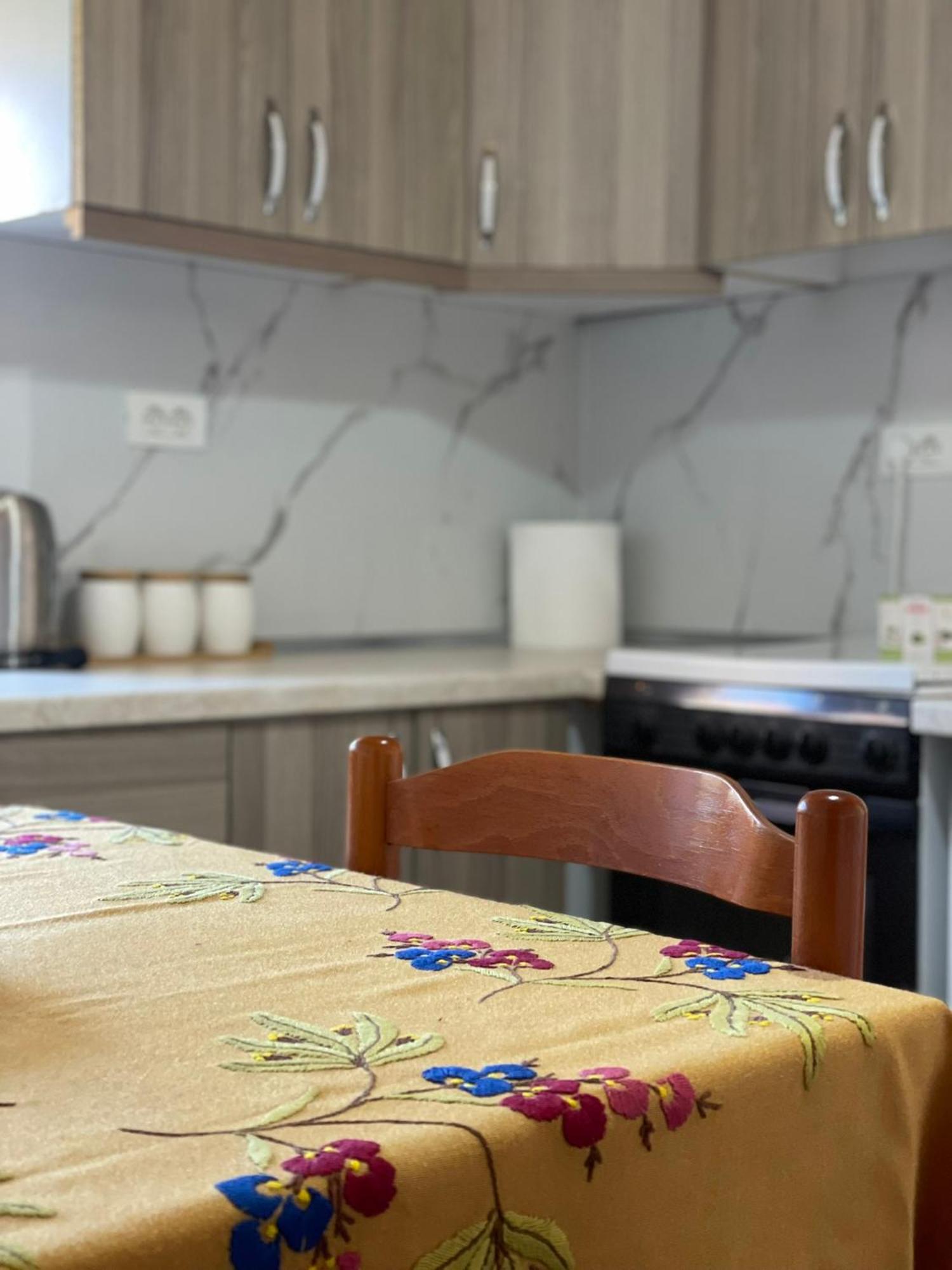 Guesthouse Kroi City Center Berat Ngoại thất bức ảnh
