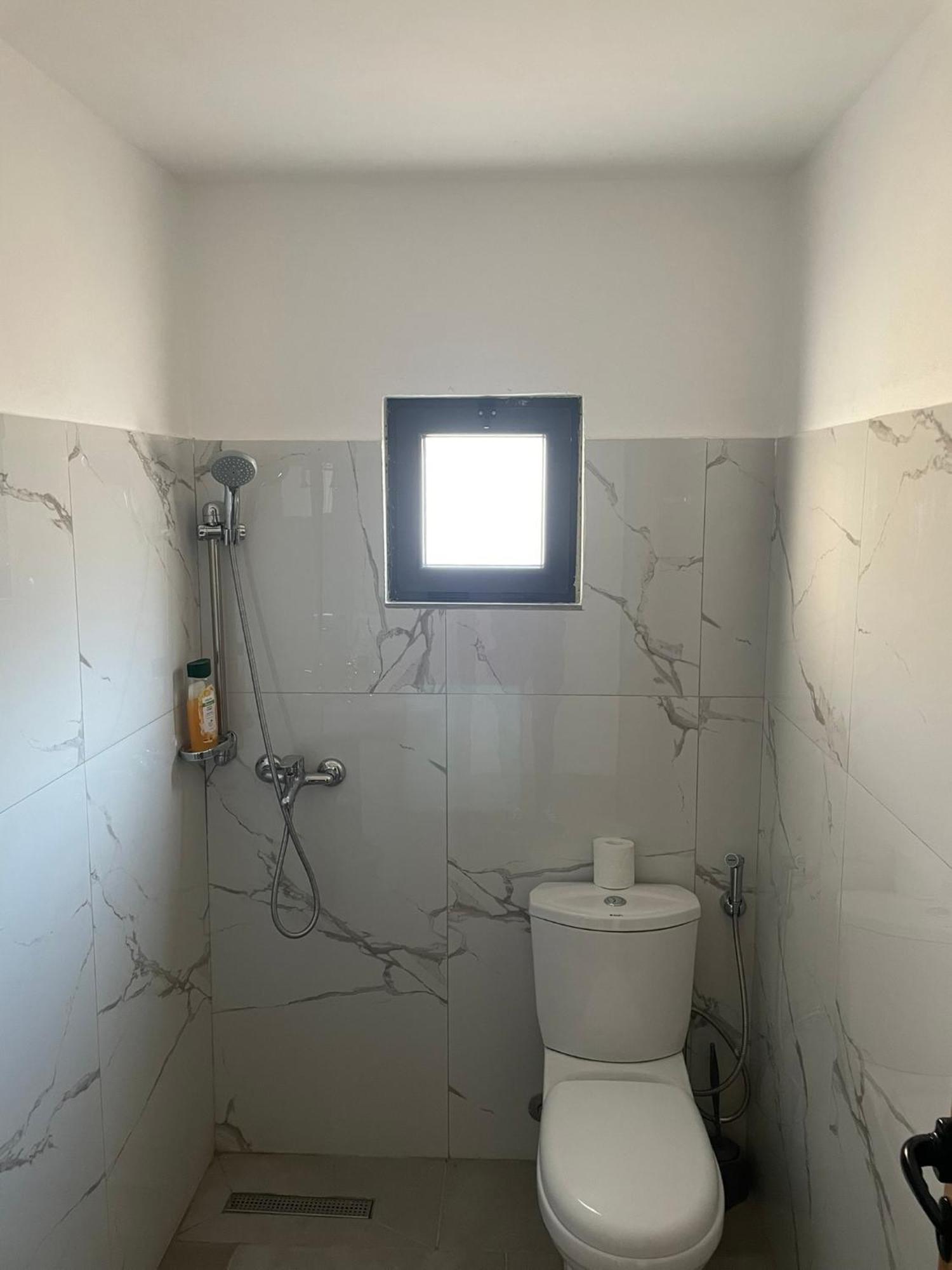Guesthouse Kroi City Center Berat Ngoại thất bức ảnh